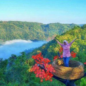 https://jogjatourholic.com/bukit-mojo-gumelem/?utm_source=chatgpt.com